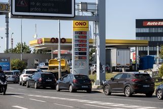 Povolenky zdraží pohonné hmoty. Svaz pumpařů už má cenový odhad - Seznam Zprávy